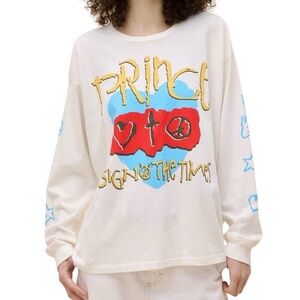 Daydreamer Prince Sign O’ the Times Long Sleeve NWOT LARGE 26.5 x 28.5”